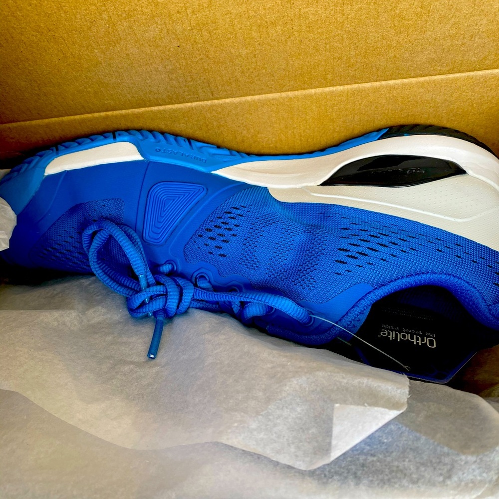 Wilson shoes. Men’s 7